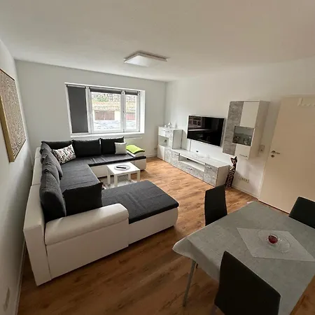 Emi لوثرستادت ايسليبن